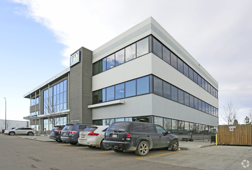 1603 91 St SW, Edmonton, AB for lease - Building Photo - Image 2 of 4