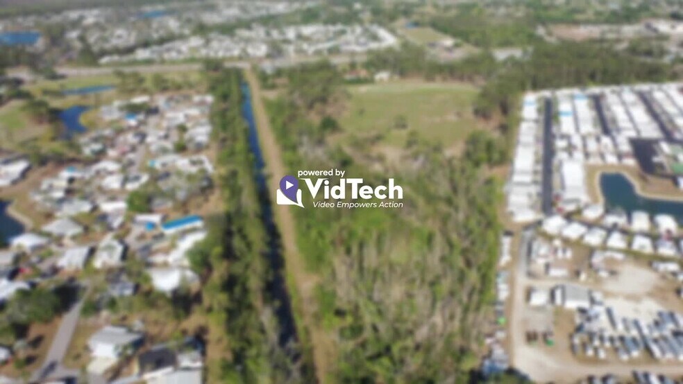 19001 N Tamiami Trl, North Fort Myers, FL à vendre - Vidéo sur l’inscription commerciale - Image 2 de 10