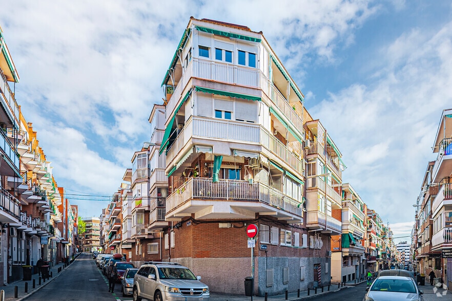 Industriel dans Madrid, Madrid à louer - Photo du bâtiment - Image 2 de 2