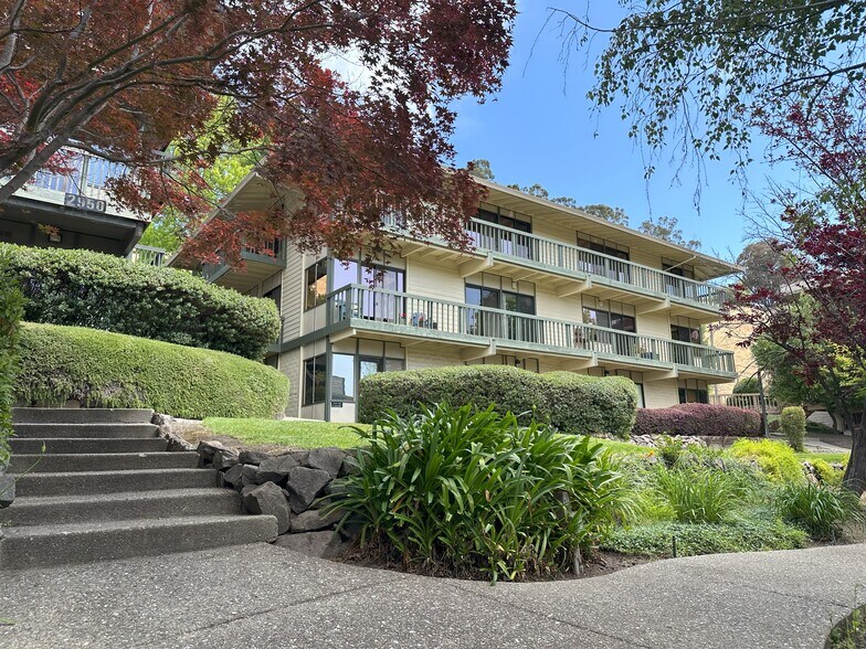 2900 Camino Diablo, Walnut Creek, CA à louer - Photo du bâtiment - Image 2 de 7