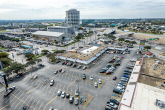 8021-8135 Callaghan Rd, San Antonio, TX - AERIAL  map view