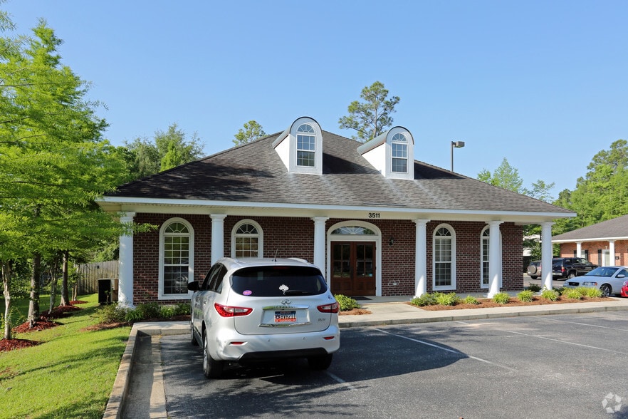 3511 Montlimar Plaza Dr, Mobile, AL for sale - Building Photo - Image 3 of 3
