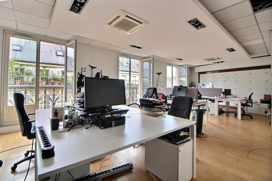 13 Rue La Fayette, Paris à louer - Photo intérieure - Image 3 de 4