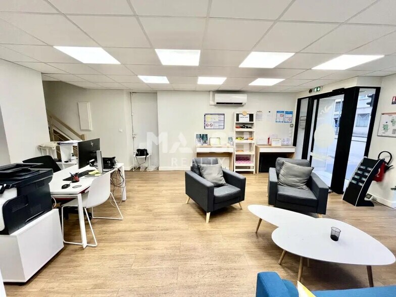 Commerce de détail dans Lyon à louer - Photo intérieure - Image 2 de 2