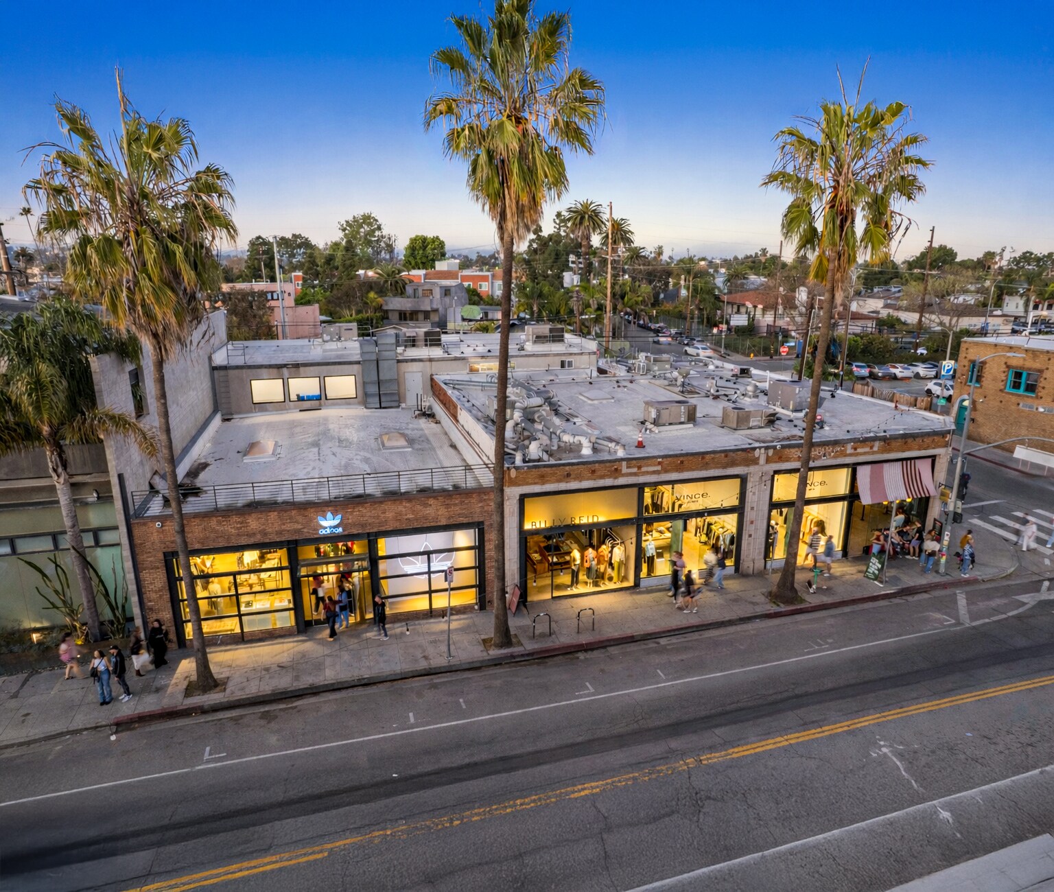 1349-1357 Abbot Kinney Blvd, Venice, CA à louer Photo du bâtiment- Image 1 de 7