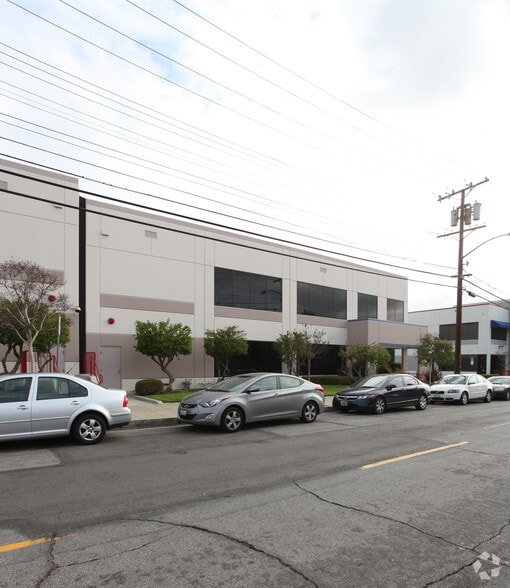250 S Flower St, Burbank, CA for lease - Building Photo - Image 3 of 3