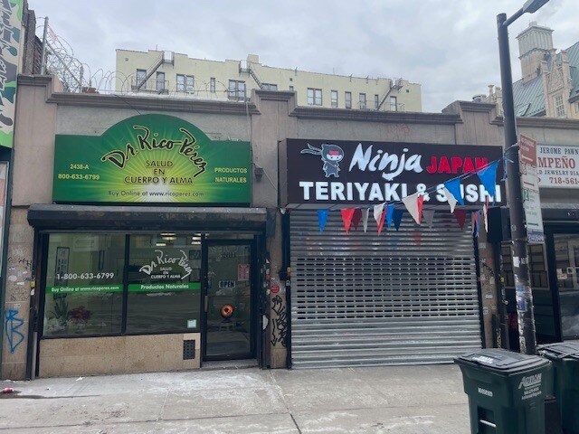 Plus de détails pour 2426-2438 Jerome Ave, Bronx, NY - Commerce de détail à louer