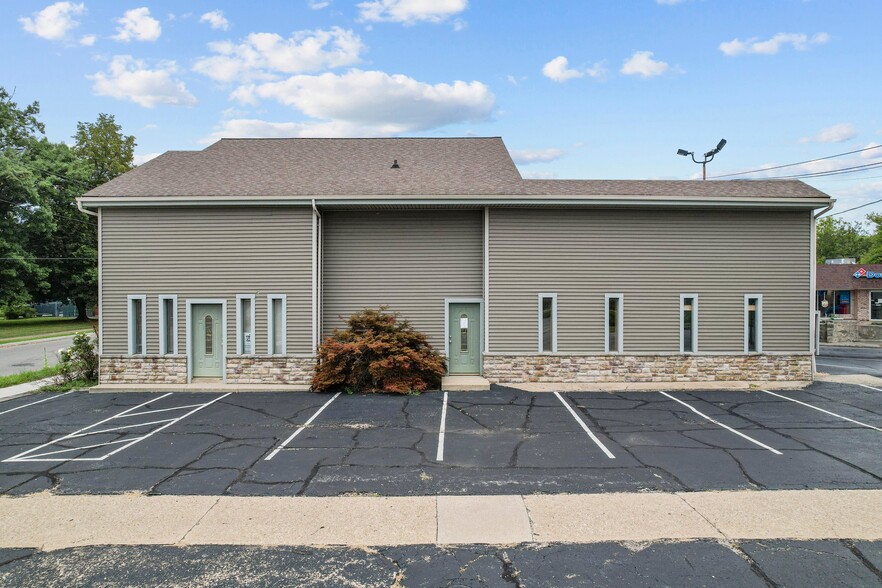 100 E Plane St, Bethel, OH for lease - Building Photo - Image 1 of 7