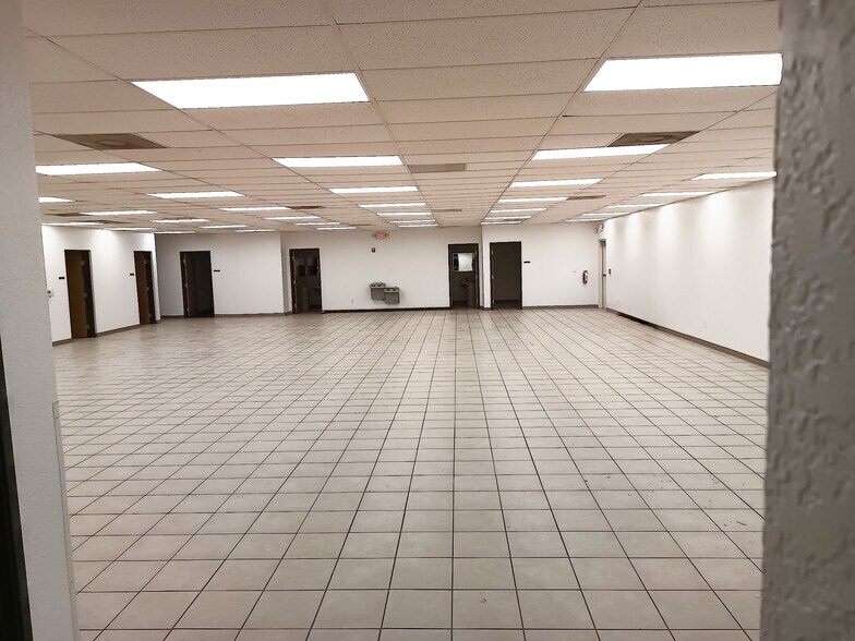 1060 MacKintosh Dr, Brownsville, TX à vendre - Photo du bâtiment - Image 3 de 24