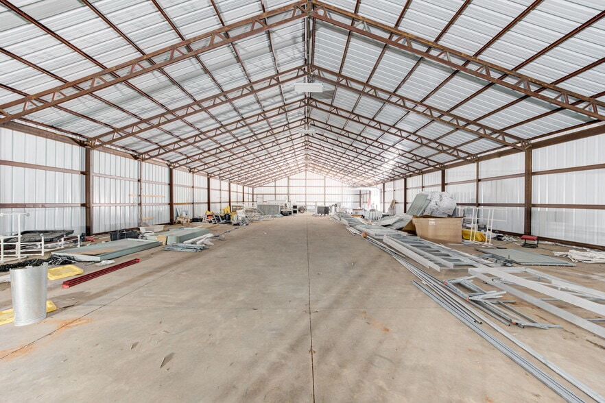 3875 E Waterloo Rd, Edmond, OK for lease - Interior Photo - Image 3 of 29
