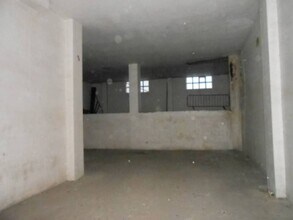 Retail in Manresa, Barcelona for lease Building Photo- Image 2 of 4