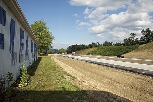1009 Fountain Ln, Lowman, NY for sale - Building Photo - Image 3 of 7
