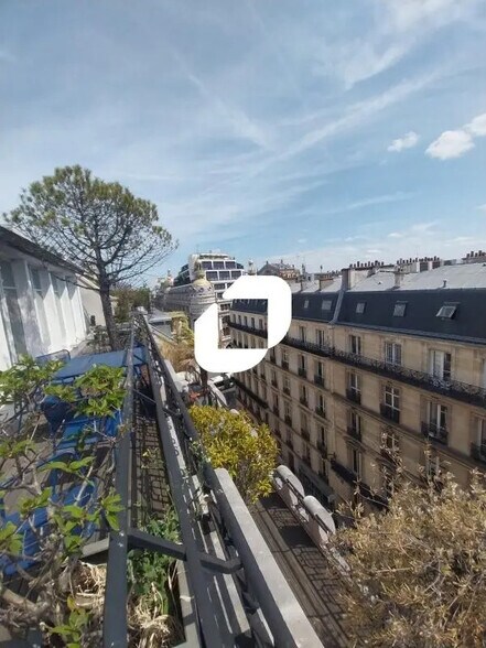 124-126 Rue De Provence, Paris for lease - Building Photo - Image 2 of 20