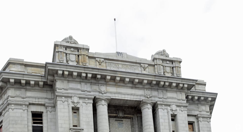 878 Brook Ave, Bronx, NY for lease - Building Photo - Image 2 of 70