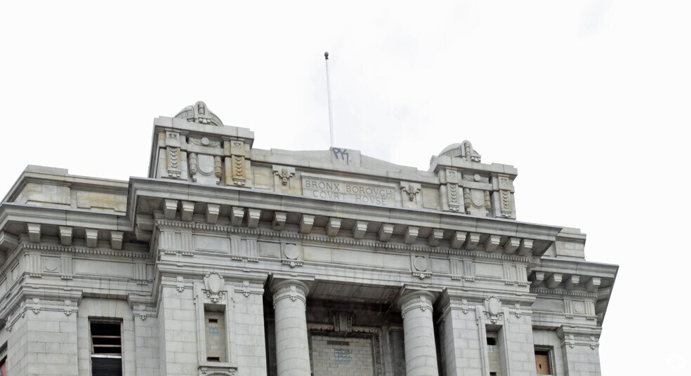 878 Brook Ave, Bronx, NY à louer - Photo du bâtiment - Image 2 de 70