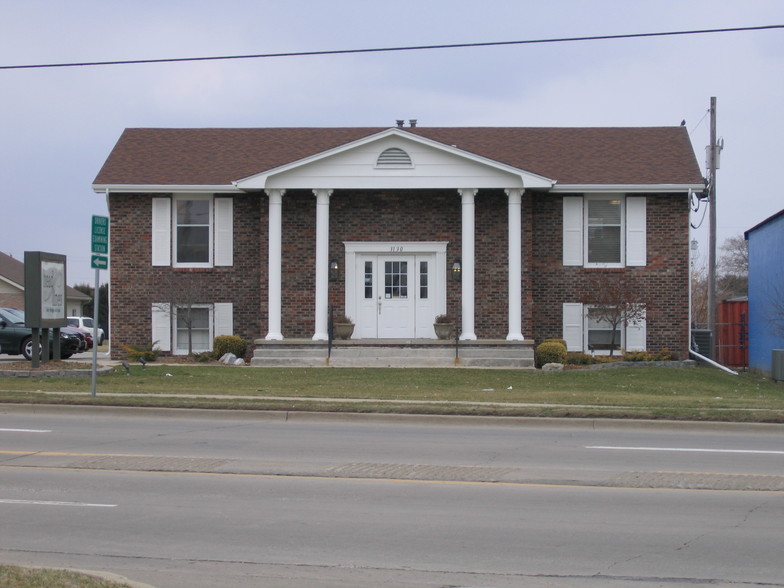 3130 N Woodford St, Decatur, IL à vendre - Photo principale - Image 1 de 60