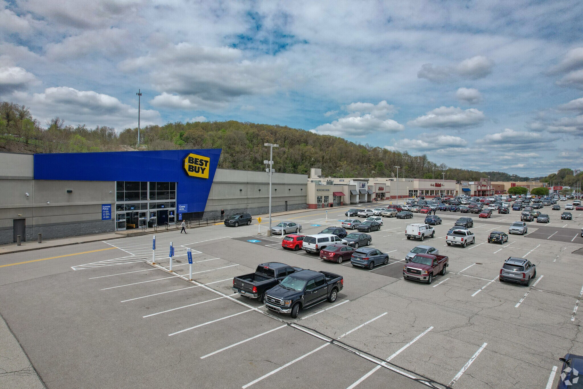 4801 McKnight Rd, Pittsburgh, PA for sale Building Photo- Image 1 of 1