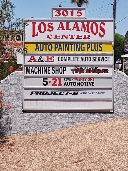 3015 E Main St, Mesa, AZ à louer - Photo du bâtiment - Image 2 de 3