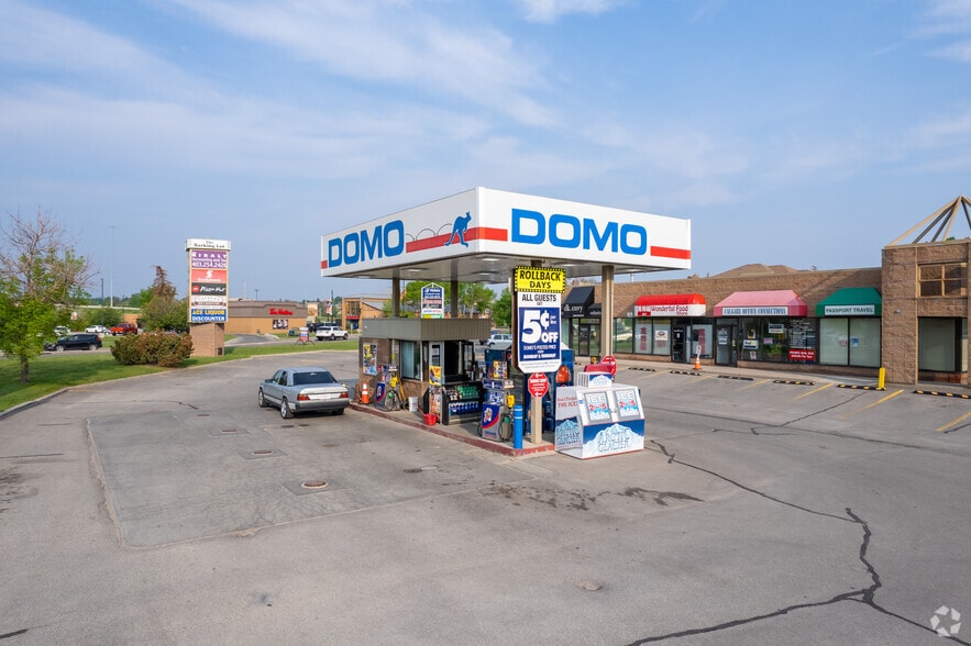 36 Midlake Blvd SE, Calgary, AB for lease - Primary Photo - Image 1 of 8