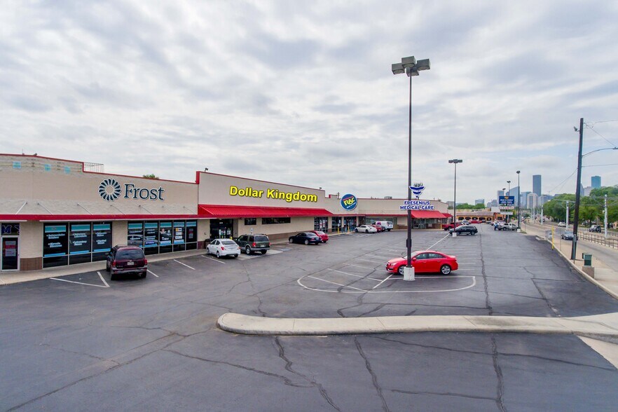 2902-2990 Fulton St, Houston, TX à louer - Photo du bâtiment - Image 3 de 3