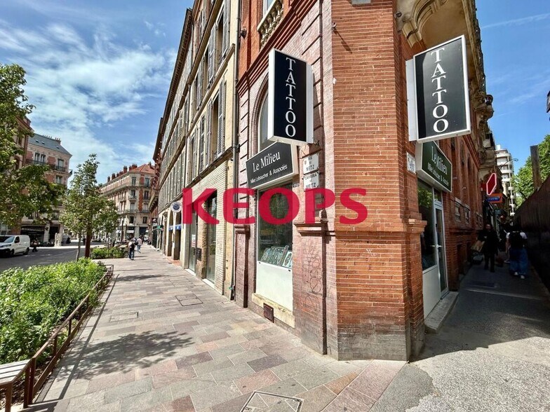 Retail in Toulouse for lease - Building Photo - Image 2 of 11