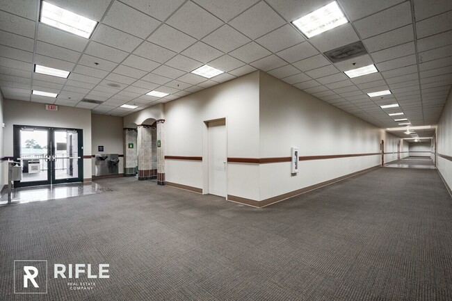 Plus de détails pour 1201 Lake Woodlands Dr, The Woodlands, TX - Bureau à louer