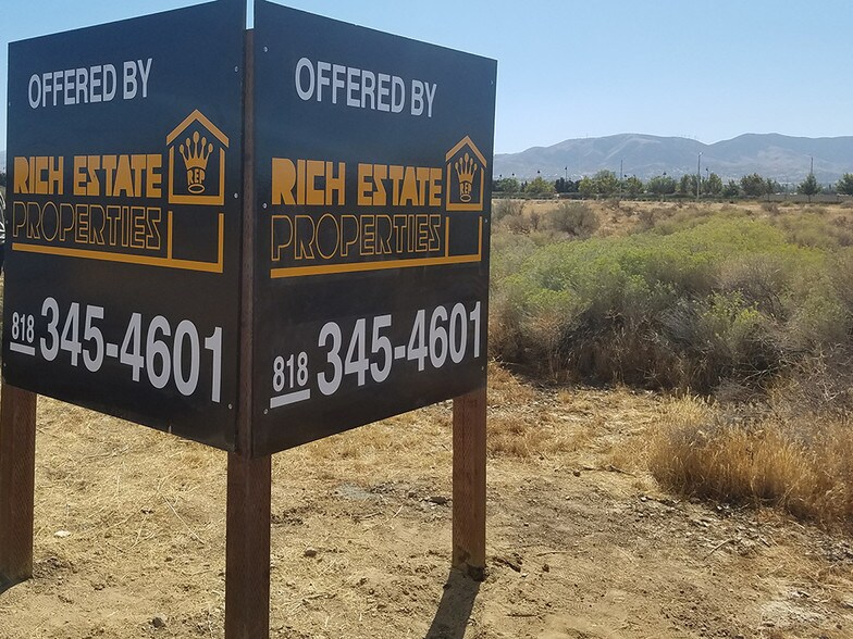 Sierra Hwy And Ave P-8 (Technology Dr ), Palmdale, CA à vendre - Photo du bâtiment - Image 3 de 10