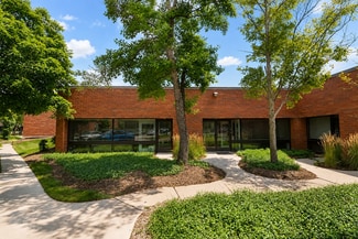 More details for 935 N Plum Grove Rd, Schaumburg, IL - Office for Sale