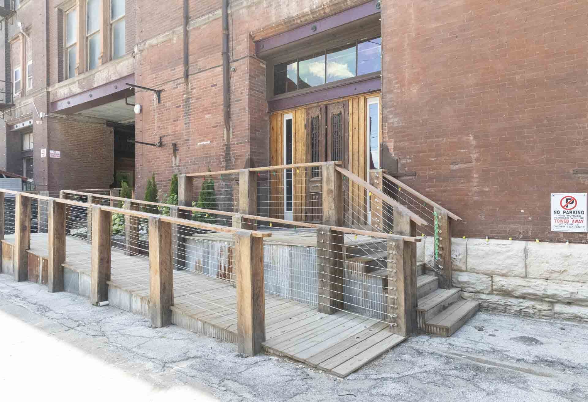 1401 W 13th St, Kansas City, MO for lease Primary Photo- Image 1 of 2