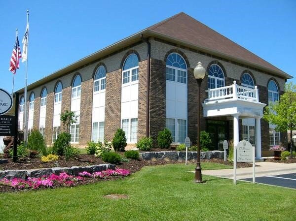 6542 Regency Ln, Eden Prairie, MN à louer Photo du bâtiment- Image 1 de 20