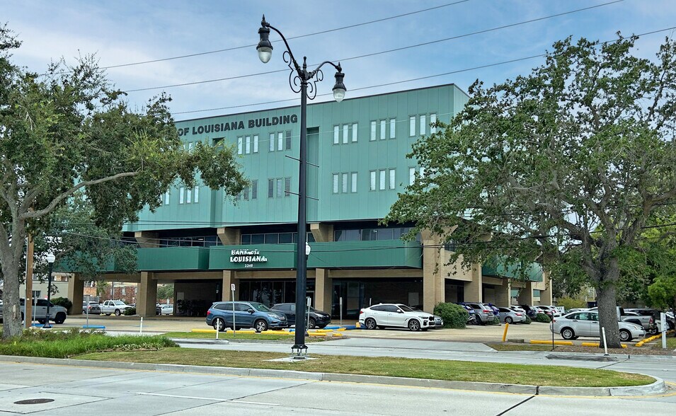 3340 Severn Ave, Metairie, LA à louer - Photo principale - Image 1 de 4