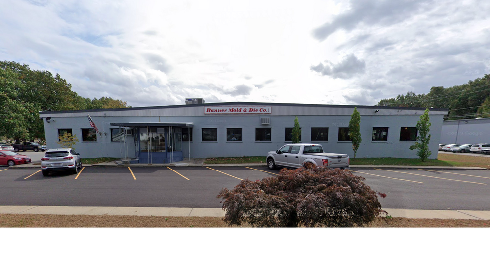 251 Florence St, Leominster, MA for lease - Primary Photo - Image 1 of 3