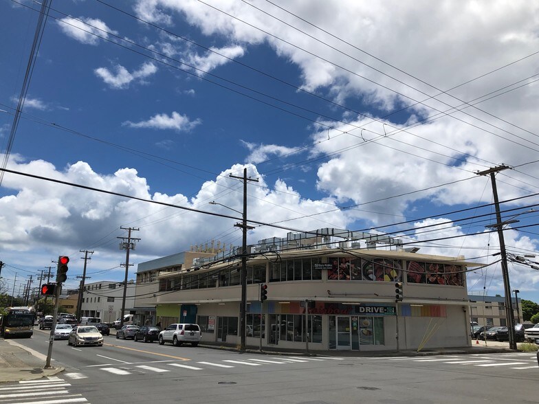 1339-1341 N School St, Honolulu, HI à louer - Photo du bâtiment - Image 3 de 9