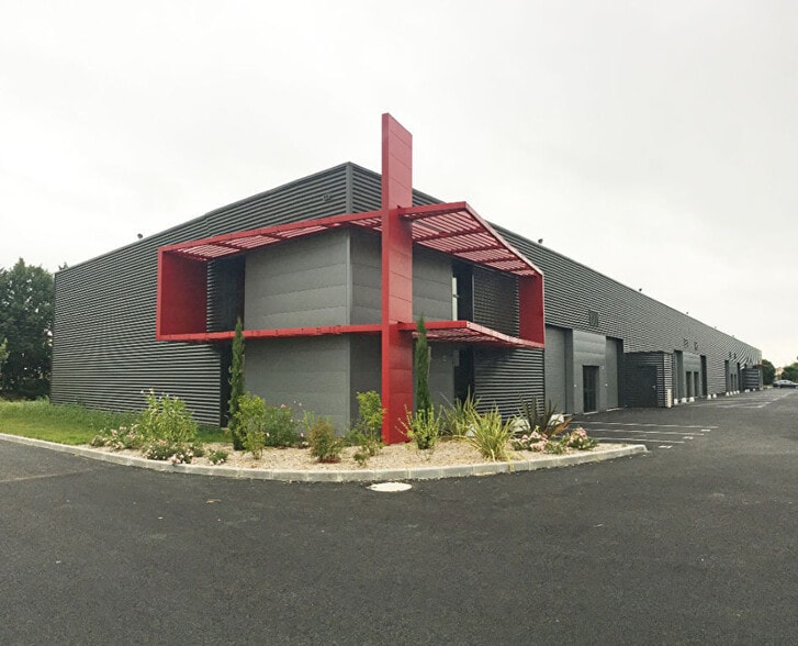 109 Impasse Thales, Bouloc for lease - Building Photo - Image 2 of 10