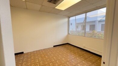 3825 Investment Ln, West Palm Beach, FL for lease Interior Photo- Image 2 of 7