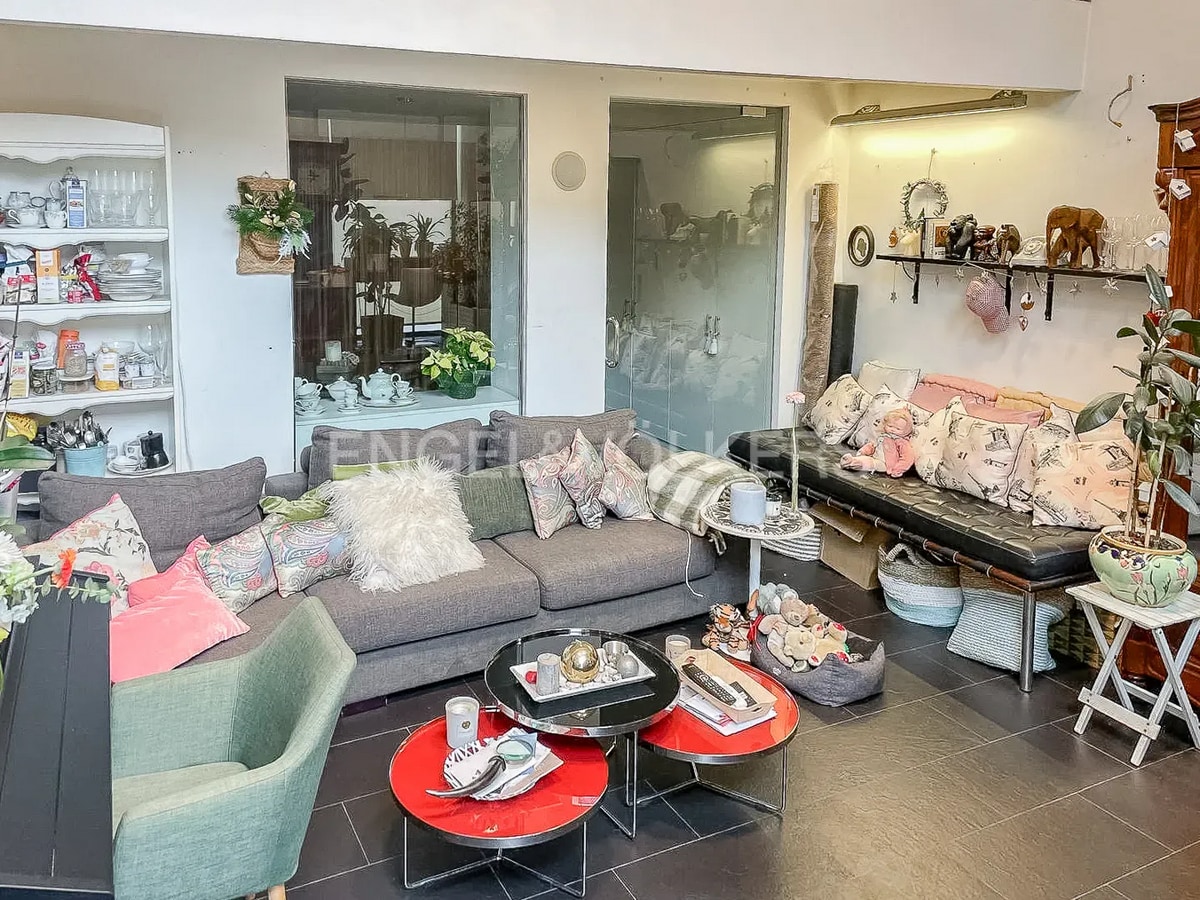 Carrer Bonavista, Sant Just Desvern, BAR 08960 -  -  - Photo intérieure - Image 1 of 6