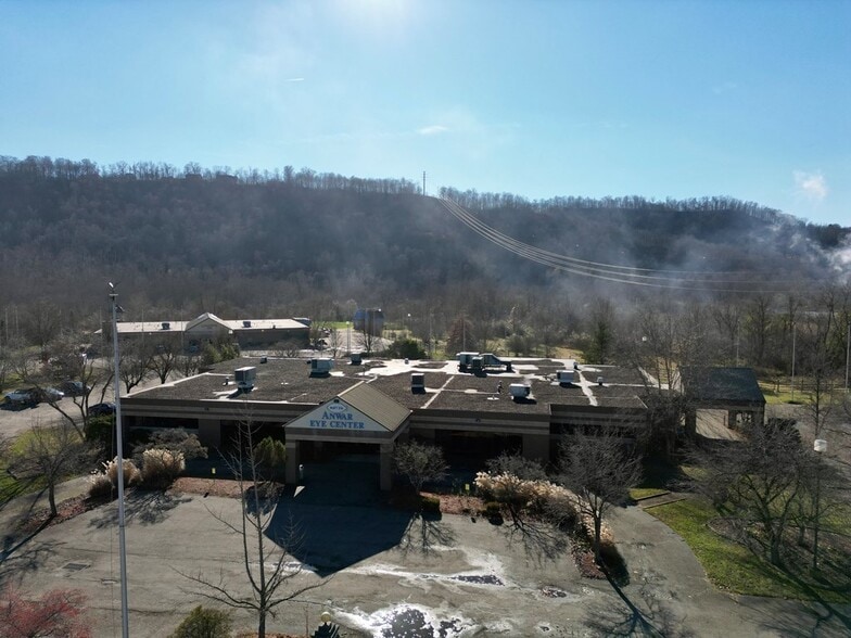 1500 Lafayette Ave, Moundsville, WV for lease - Building Photo - Image 1 of 17