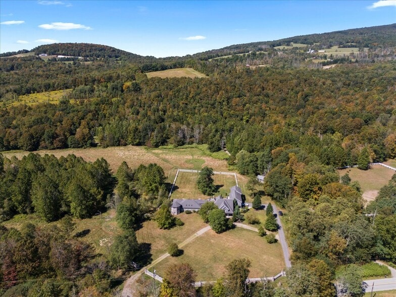 3533 PA 2012, Union Dale, PA à vendre - Photo du bâtiment - Image 2 de 69