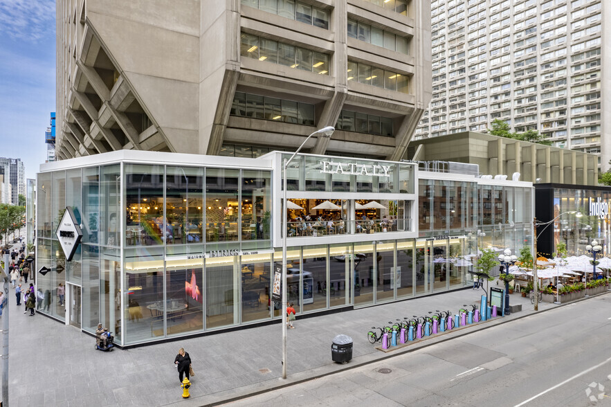 55 Bloor St W, Toronto, ON for lease - Primary Photo - Image 1 of 7