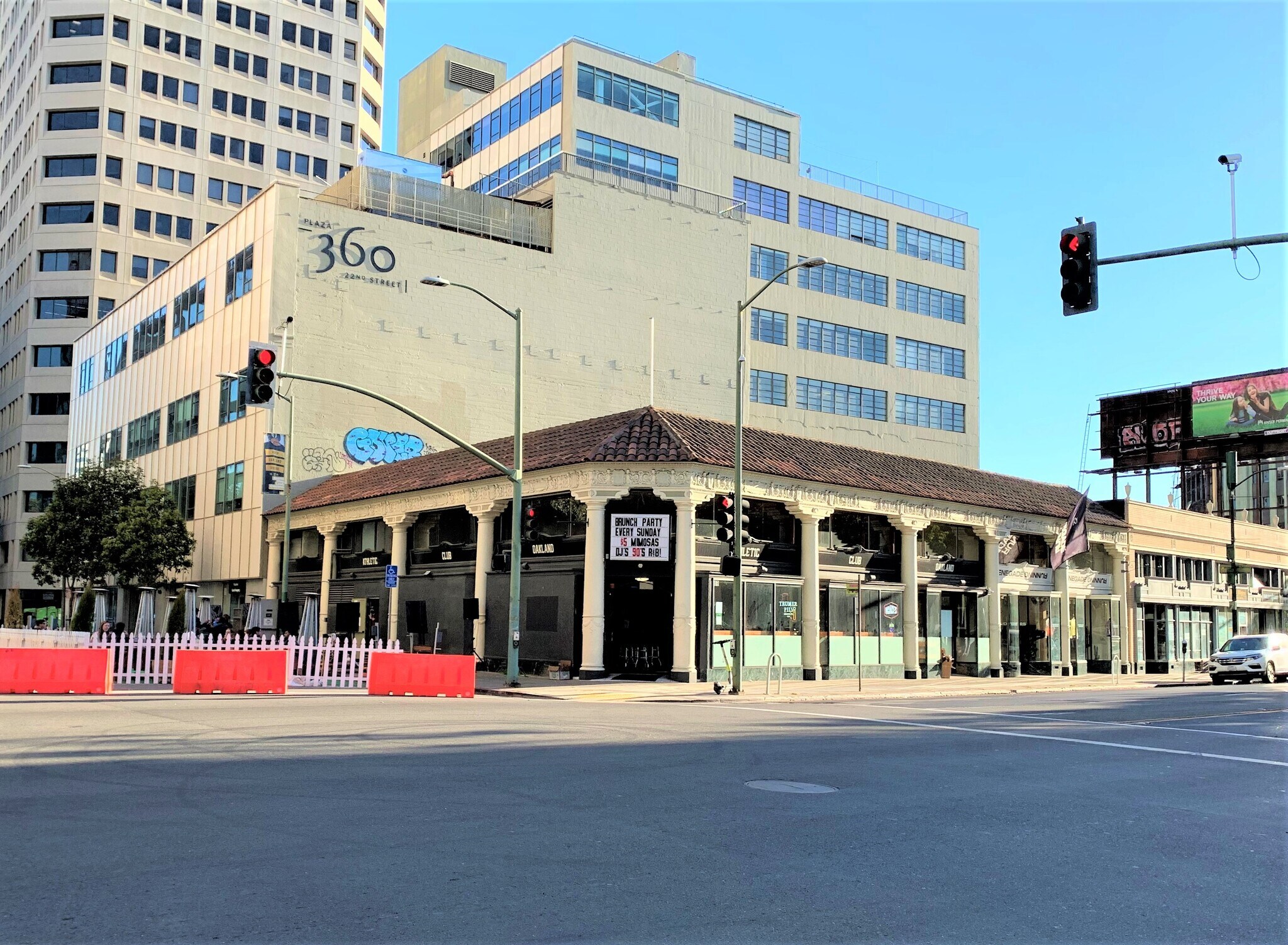 55 Grand Ave, Oakland, CA à louer Photo principale- Image 1 de 10