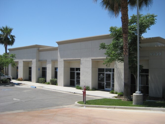 4927 Calloway Dr, Bakersfield, CA for lease - Building Photo - Image 3 of 5