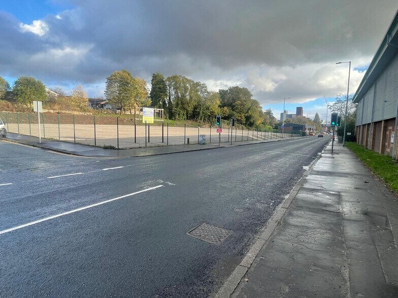 Bury New Road rd, Manchester à louer - Photo du bâtiment - Image 2 de 18