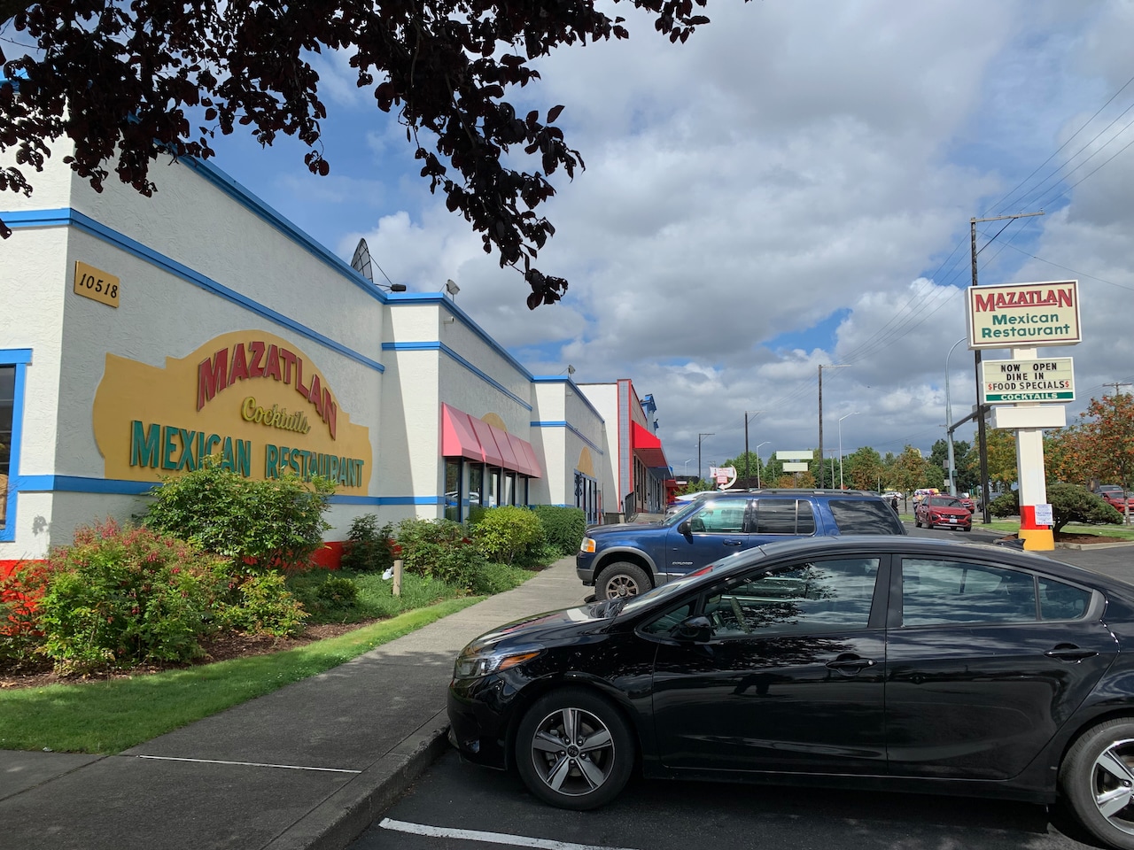 10518-10604 Pacific Hwy SW, Lakewood, WA for lease Primary Photo- Image 1 of 5