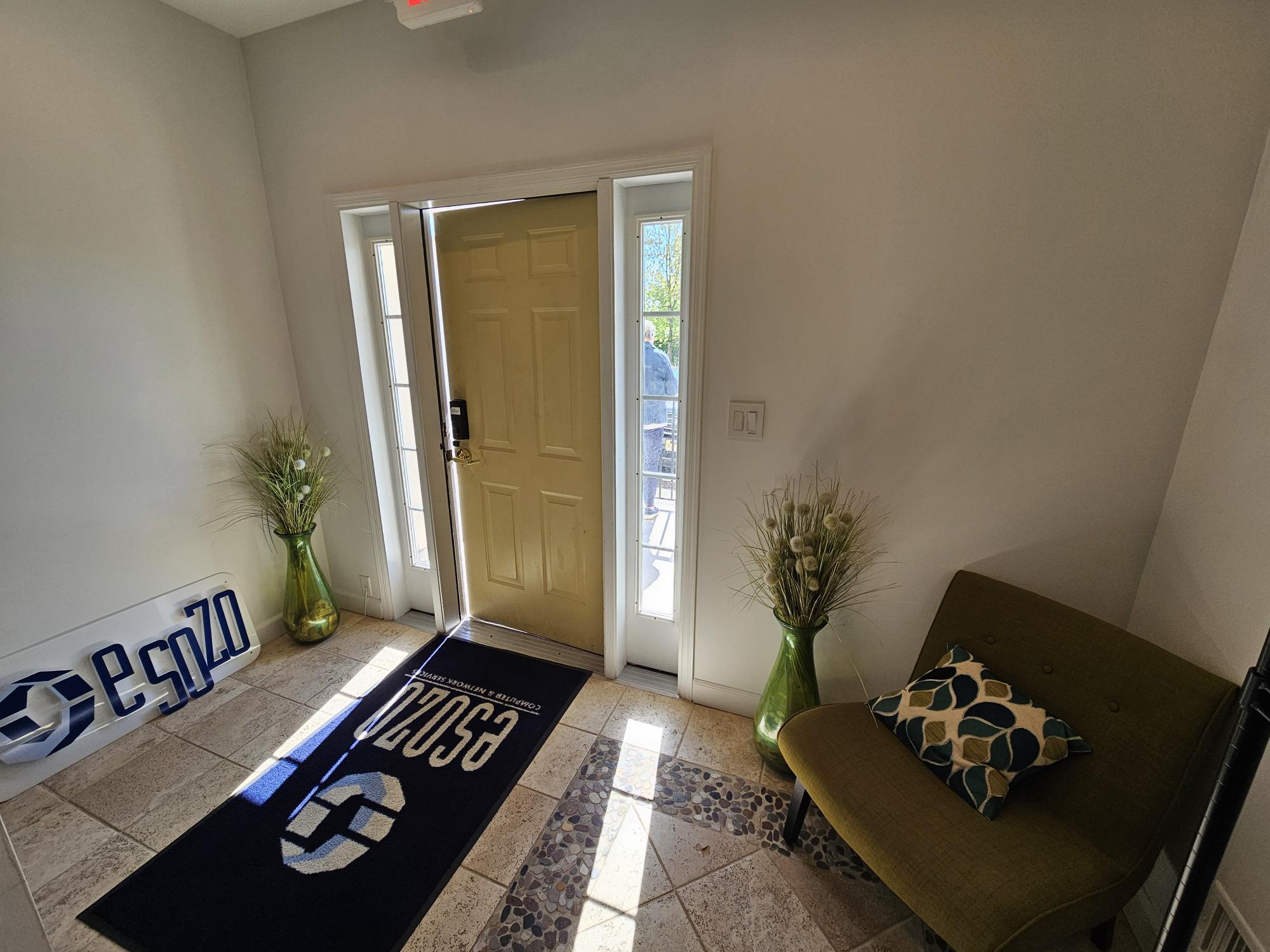 4 Walter Foran Blvd, Flemington, NJ for lease Interior Photo- Image 1 of 9