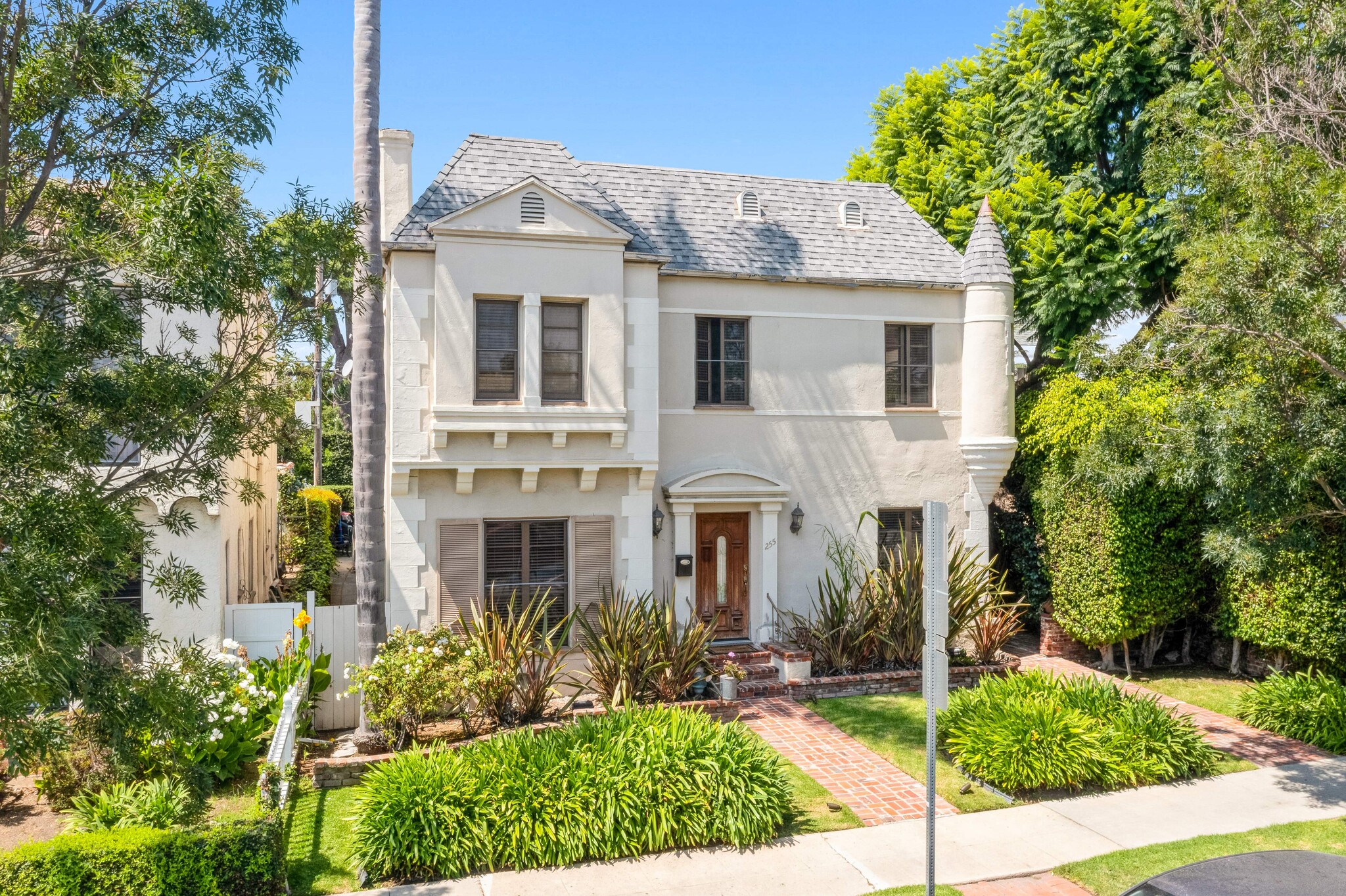 253 S Elm Dr, Beverly Hills, CA for sale Building Photo- Image 1 of 4