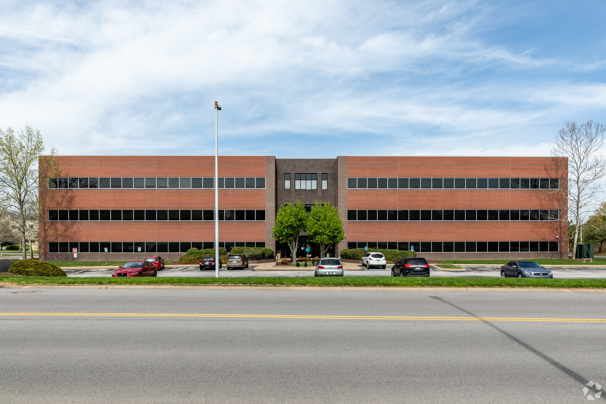 801 Royal Pky, Nashville, TN for lease Building Photo- Image 1 of 16