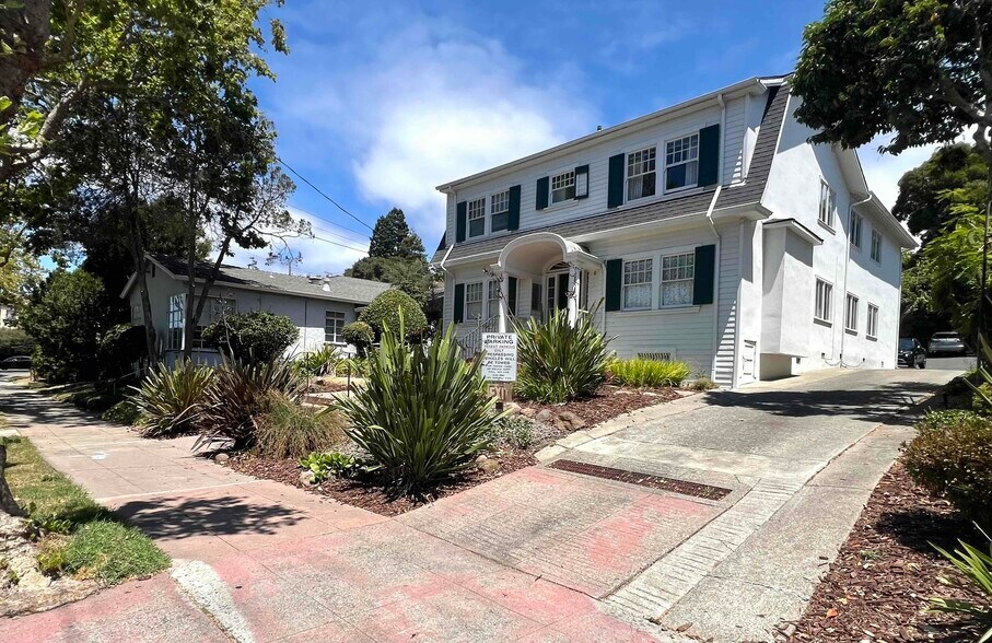 919 The Alameda, Berkeley, CA à louer - Photo du bâtiment - Image 1 de 8