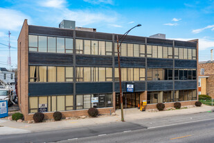 Lacrosse Elston Professional Bldg - Commercial Real Estate