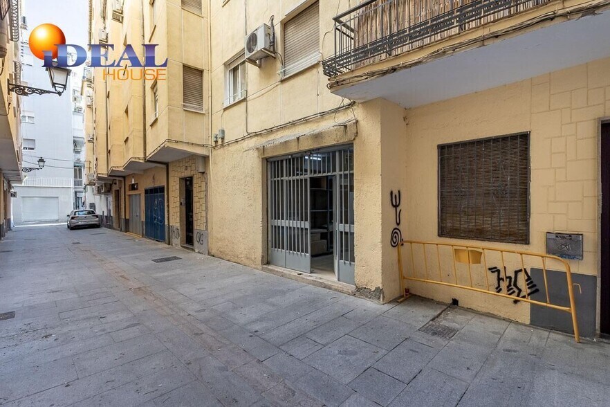 Calle San Miguel Alta, 31, Granada, Granada for sale - Building Photo - Image 2 of 17
