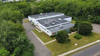 Plus de détails pour 45 Woodmont Rd, Milford, CT - Industriel à louer